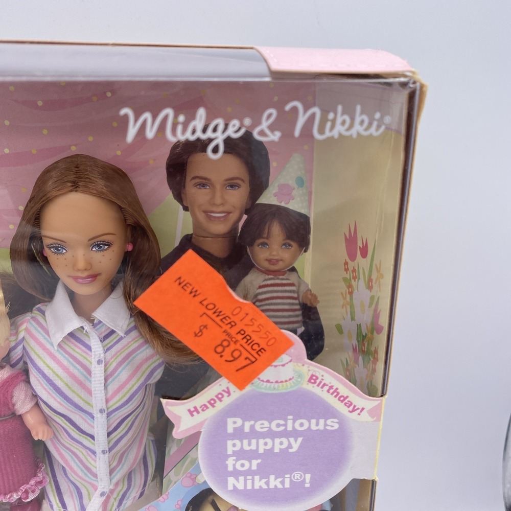2003 HAPPY FAMILY NEIGHBORHOOD MIDGE & NIKKI - C6061 - UNOPENED ORIGINAL BOX - Picture 3 of 16
